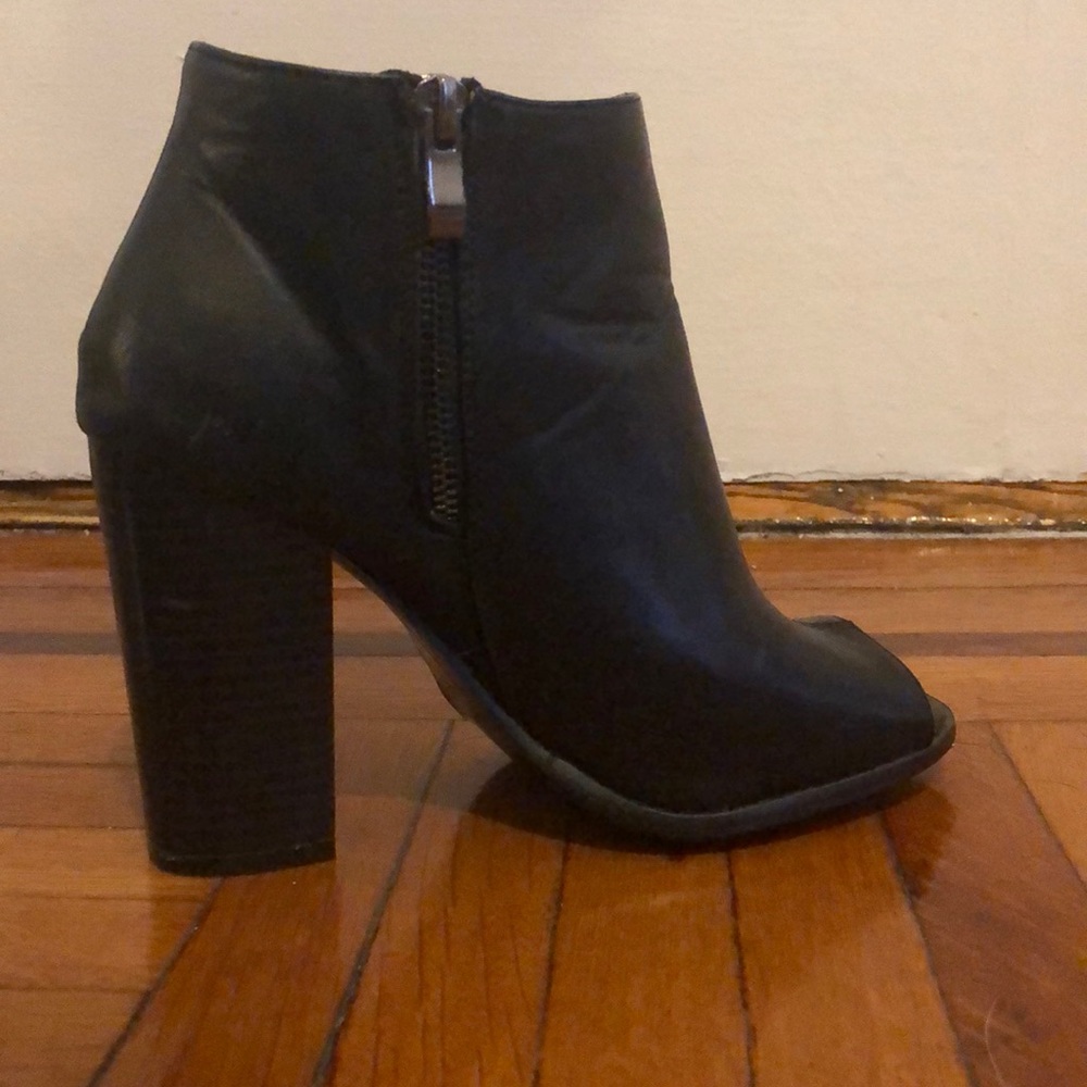 black booties